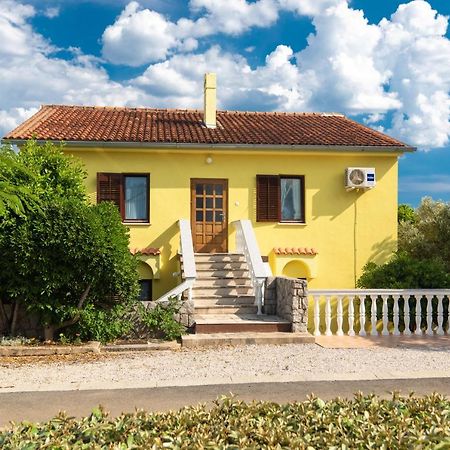 Apartment Drago *Cosy & Close To The Beach! Krk Town Eksteriør bilde