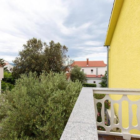 Apartment Drago *Cosy & Close To The Beach! Krk Town Eksteriør bilde
