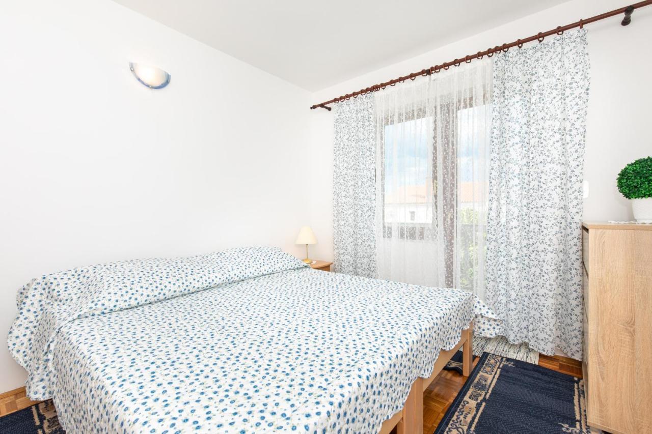 Apartment Drago *Cosy & Close To The Beach! Krk Town Eksteriør bilde