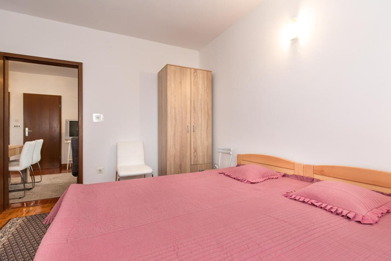 Apartment Drago *Cosy & Close To The Beach! Krk Town Eksteriør bilde
