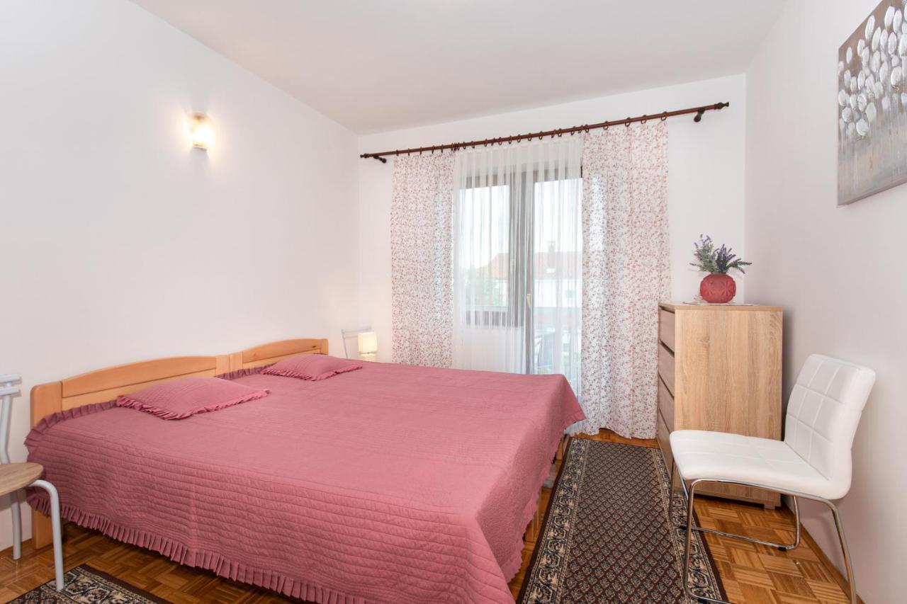 Apartment Drago *Cosy & Close To The Beach! Krk Town Eksteriør bilde