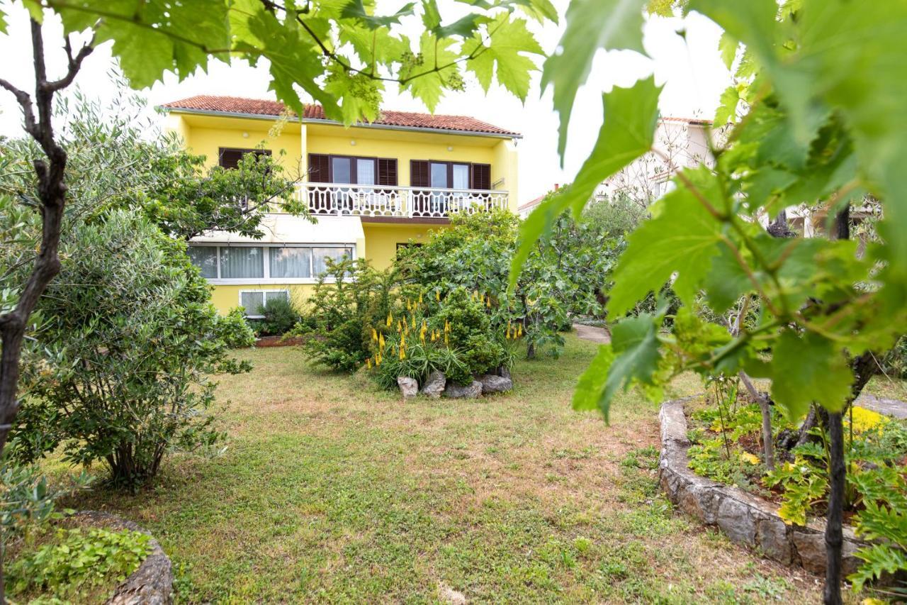 Apartment Drago *Cosy & Close To The Beach! Krk Town Eksteriør bilde
